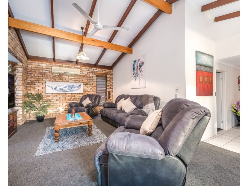 5 Cowry Place, Helensvale QLD 4212