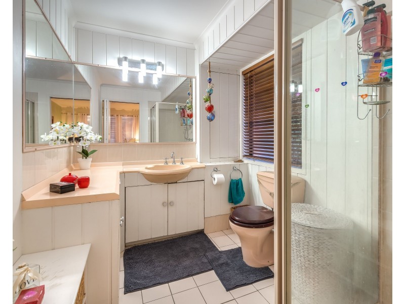 5 Cowry Place, Helensvale QLD 4212