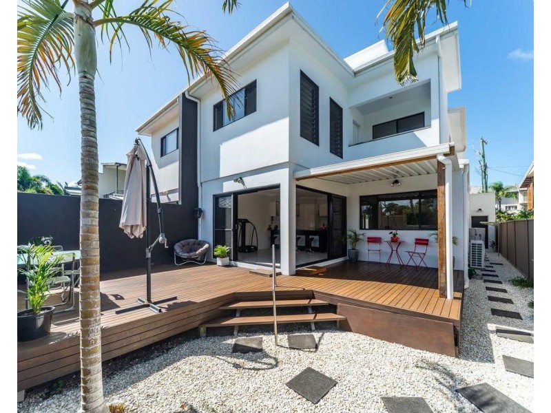 1/40 Bayview Street, Runaway Bay QLD 4216