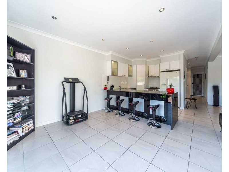 1/40 Bayview Street, Runaway Bay QLD 4216