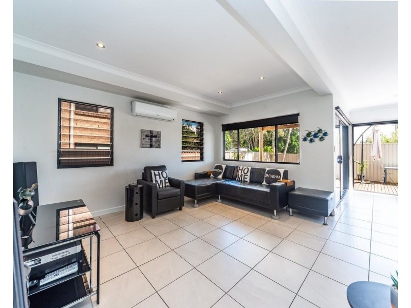 1/40 Bayview Street, Runaway Bay QLD 4216