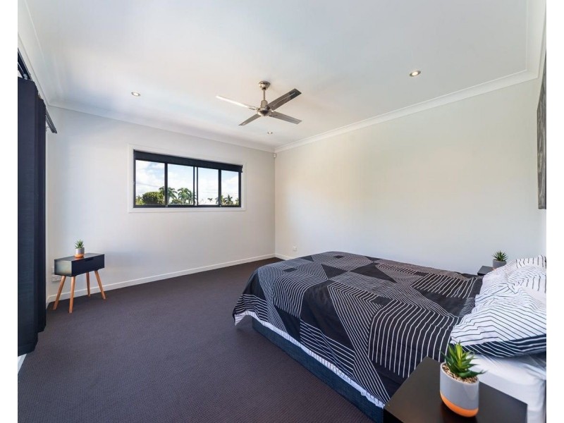 1/40 Bayview Street, Runaway Bay QLD 4216