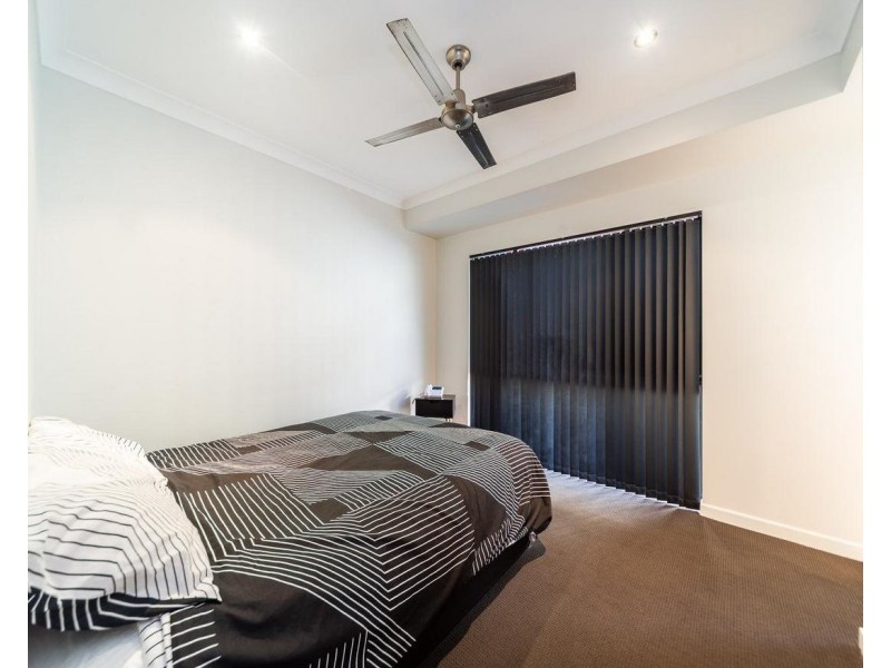 1/40 Bayview Street, Runaway Bay QLD 4216