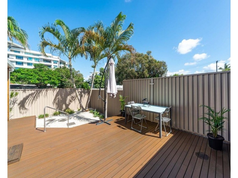 1/40 Bayview Street, Runaway Bay QLD 4216