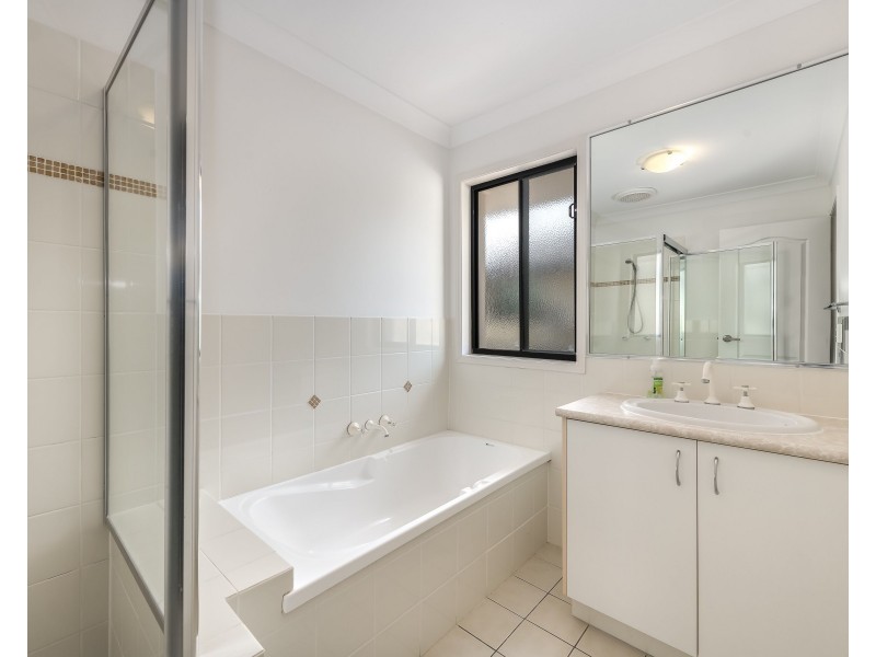 101 Christina Ryan Way, Arundel QLD 4214