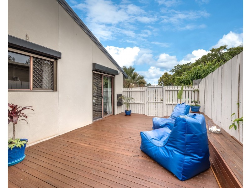 11 Wolvi Place, Helensvale QLD 4212