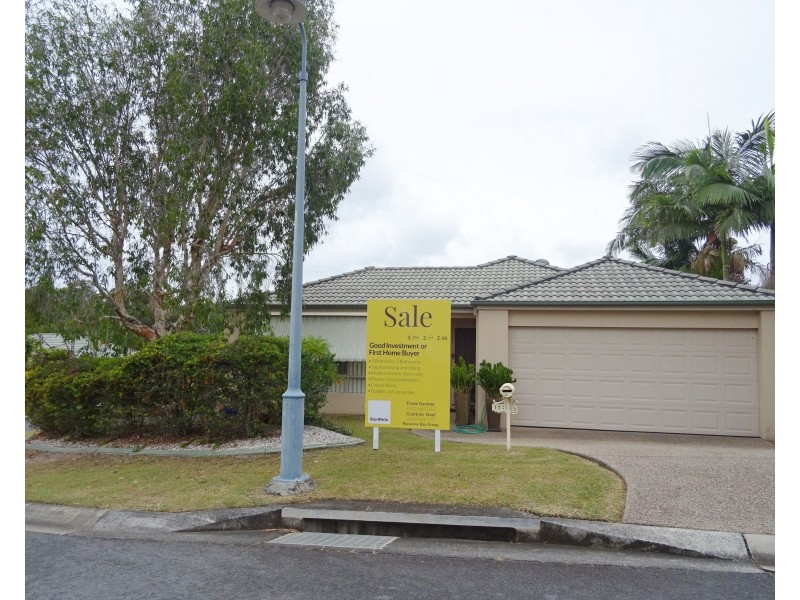 11 Madasin Close, Arundel QLD 4214