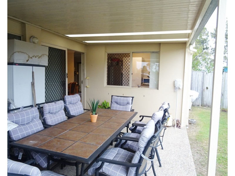 11 Madasin Close, Arundel QLD 4214