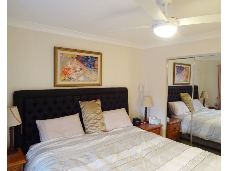 11 Madasin Close, Arundel QLD 4214