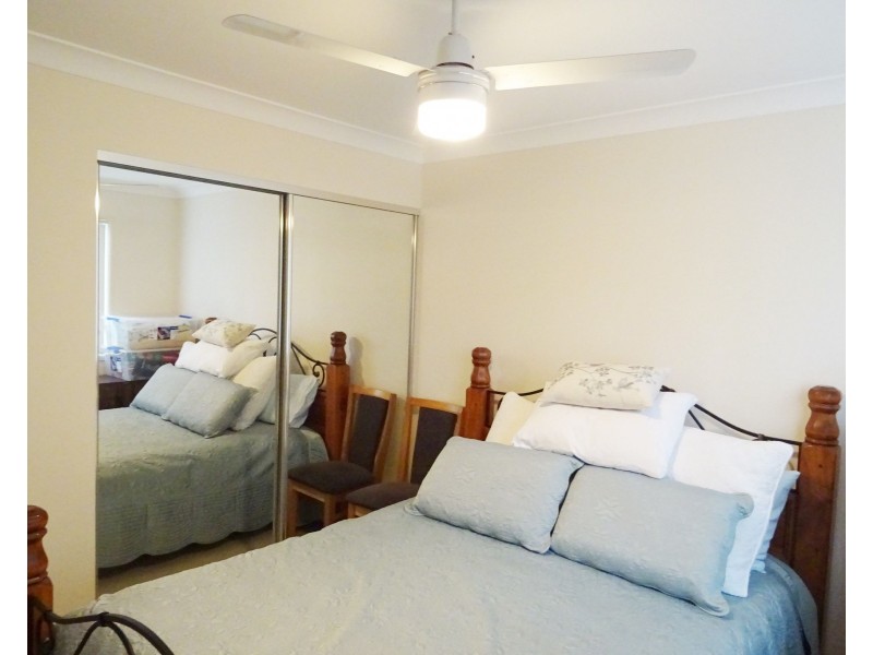 11 Madasin Close, Arundel QLD 4214