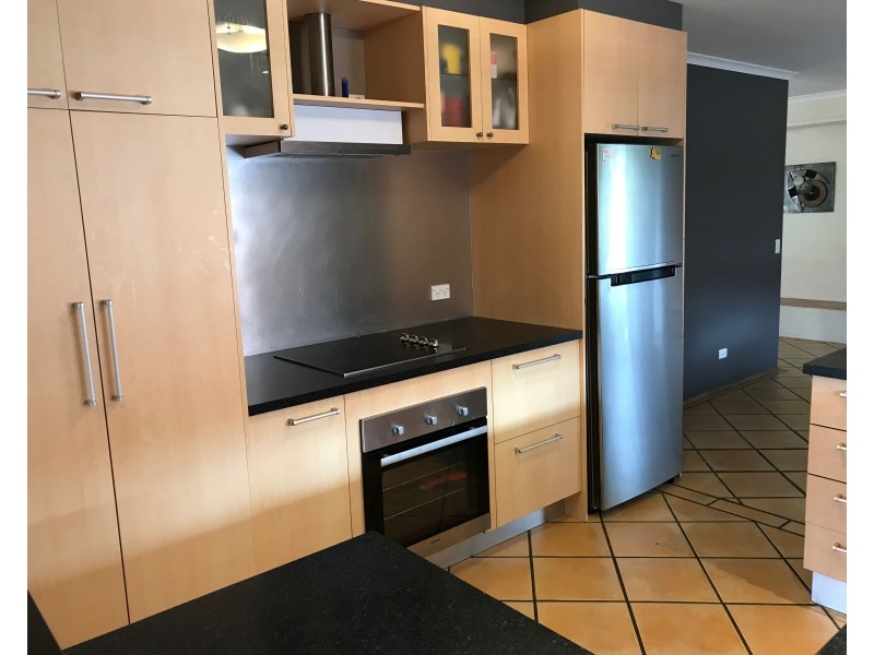 189 Discovery Drive, Helensvale QLD 4212