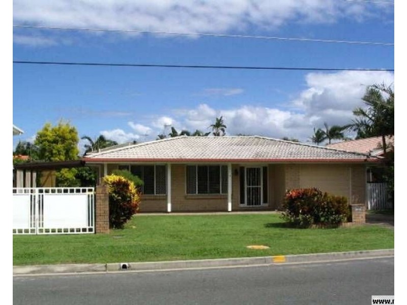 14 SHOVELLER Avenue, Paradise Point QLD 4216