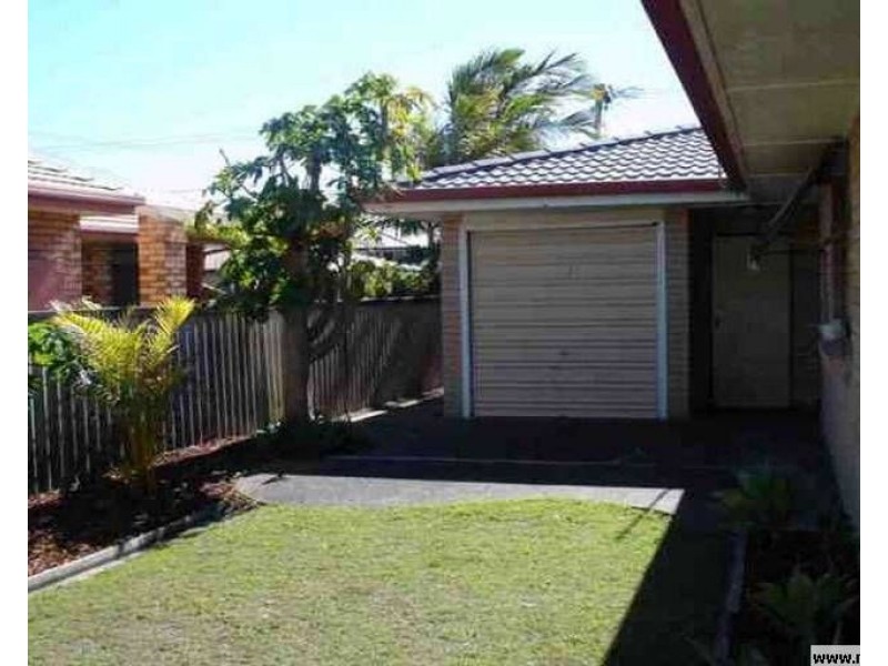 14 SHOVELLER Avenue, Paradise Point QLD 4216