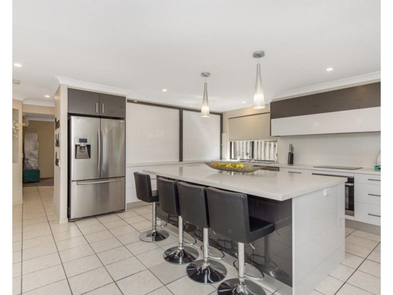 23 Corai Close, Pacific Pines QLD 4211