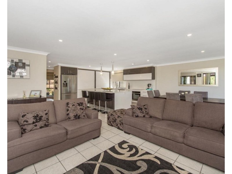 23 Corai Close, Pacific Pines QLD 4211