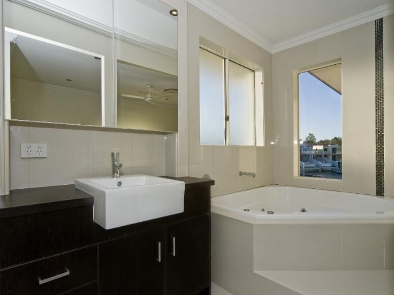 Biggera Waters QLD 4216