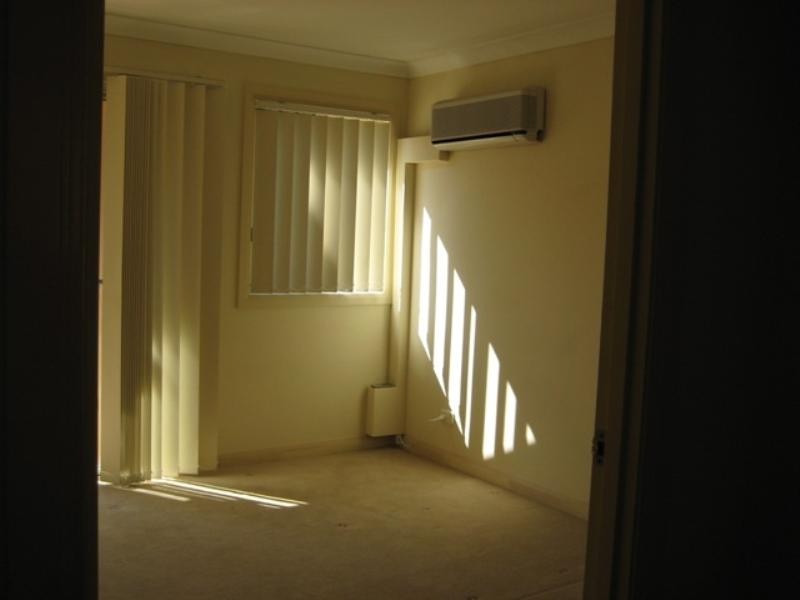 Hope Island QLD 4212