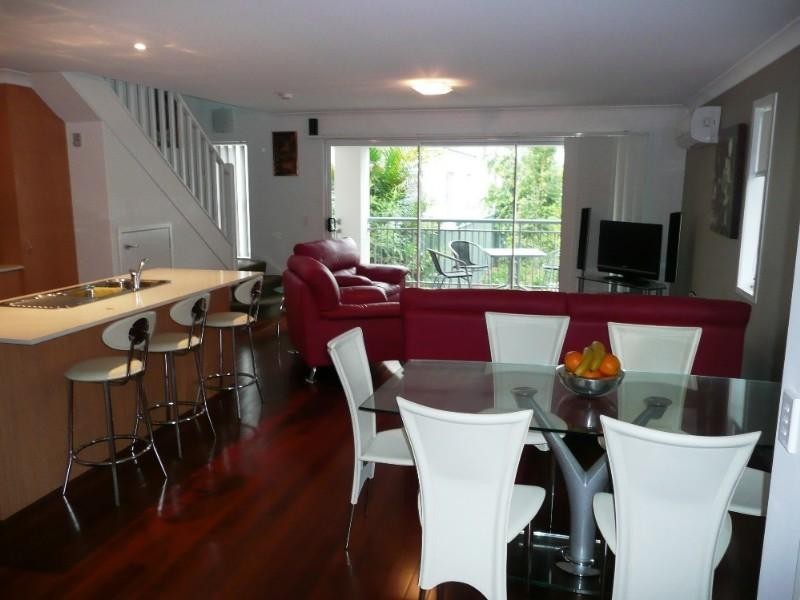 27/33 Clark Street, Biggera Waters QLD 4216