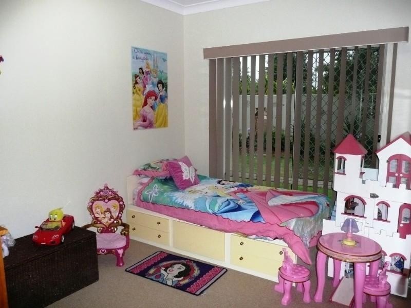 37 East Quay Drive, Biggera Waters QLD 4216