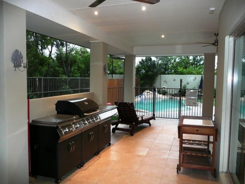 37 East Quay Drive, Biggera Waters QLD 4216