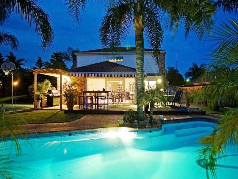 Hope Island QLD 4212