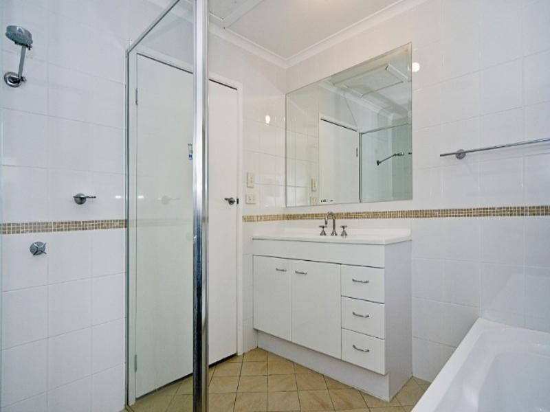 132 Hansford Road, Coombabah QLD 4216