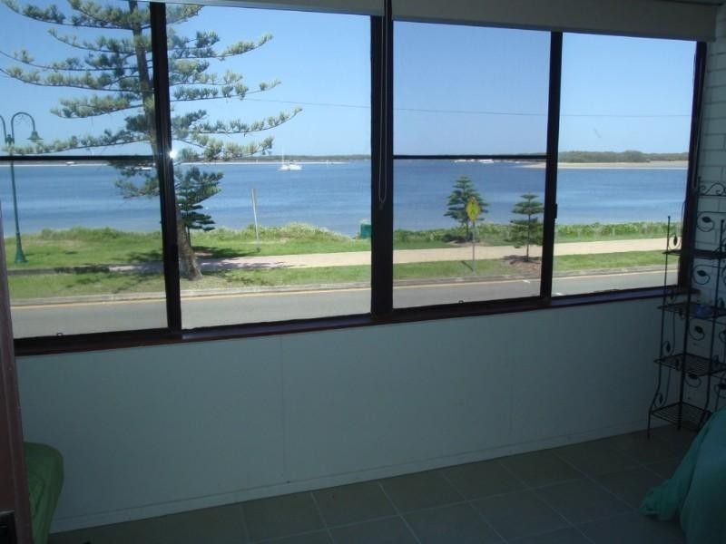 Biggera Waters QLD 4216