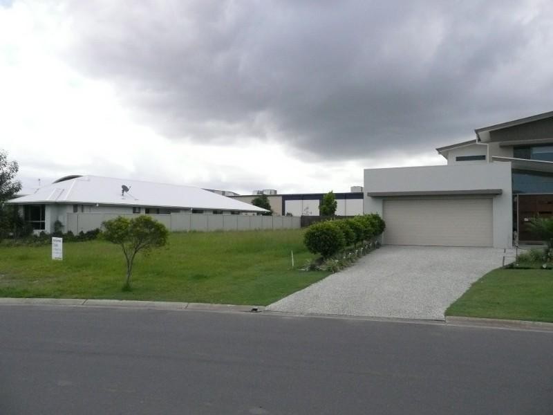 60 Southaven Drive, Helensvale QLD 4212