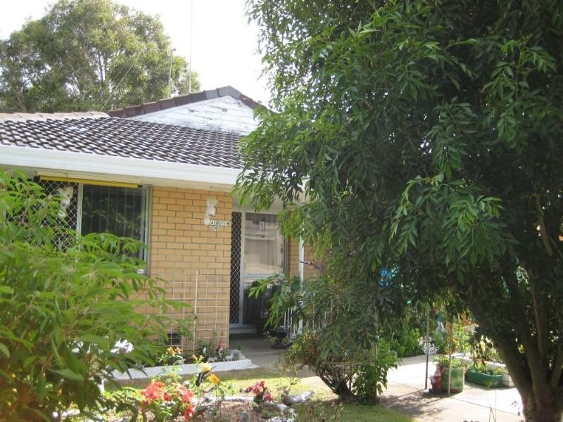 34 Broadwater Street, Runaway Bay QLD 4216