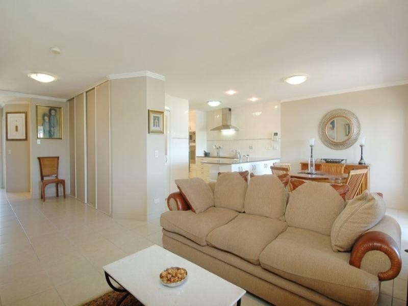 72 John Lund Drive, Hope Island QLD 4212