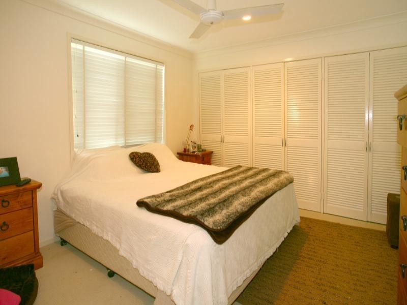 26 Hammond Drive, Gaven QLD 4211