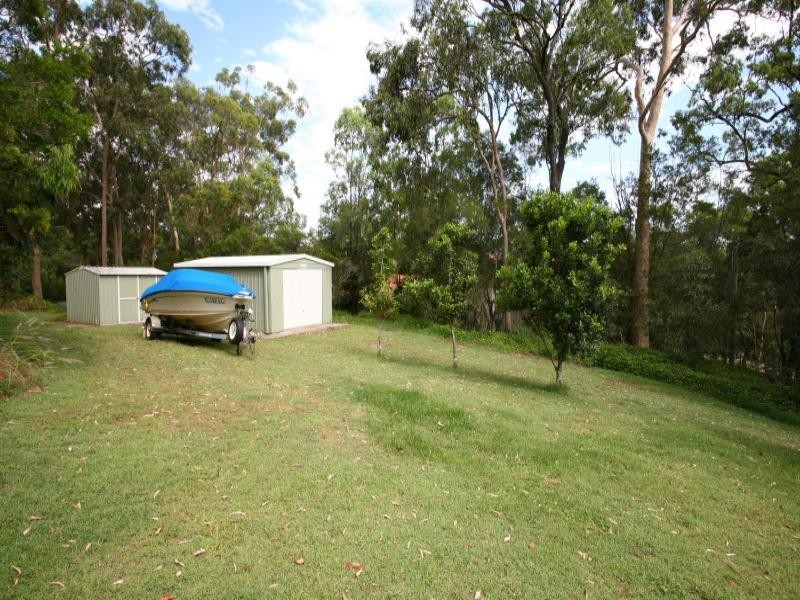 26 Hammond Drive, Gaven QLD 4211