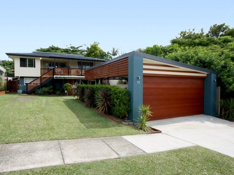 13 Algona Street, Labrador QLD 4215