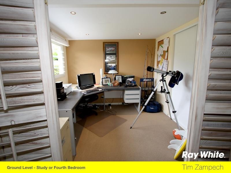 13 Algona Street, Labrador QLD 4215