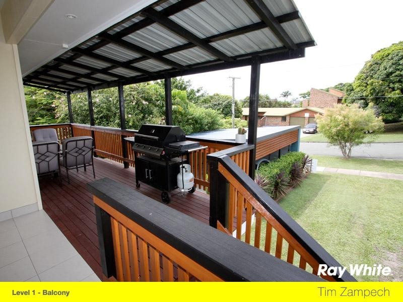 13 Algona Street, Labrador QLD 4215