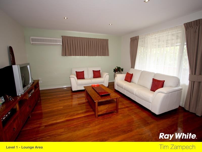 13 Algona Street, Labrador QLD 4215