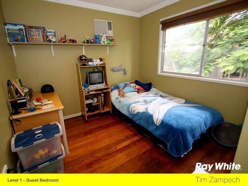 13 Algona Street, Labrador QLD 4215