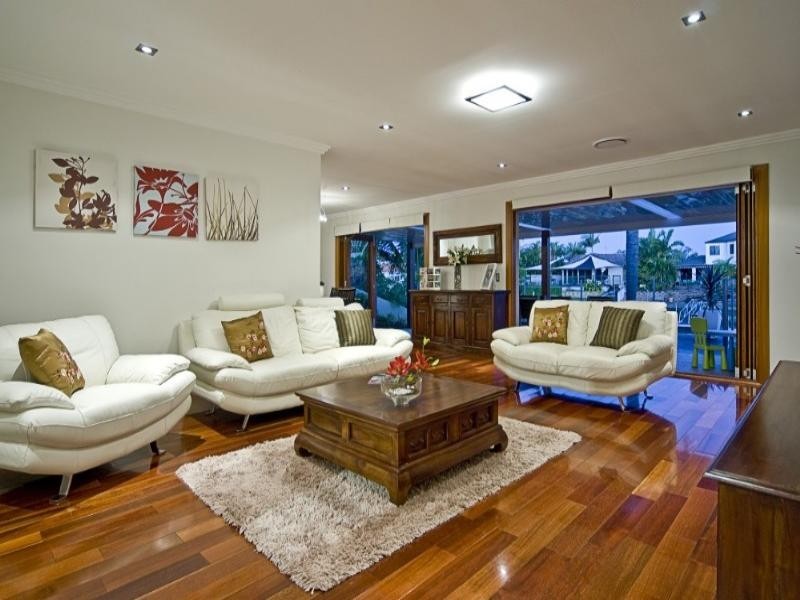 13 Nirvana Court, Runaway Bay QLD 4216