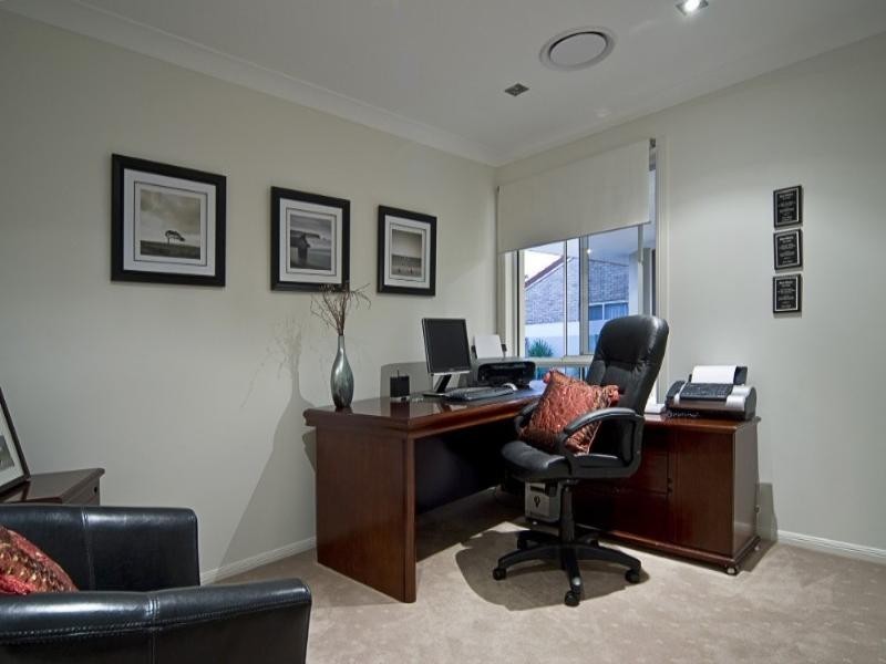 13 Nirvana Court, Runaway Bay QLD 4216
