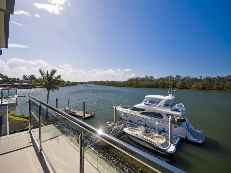 7309 Bayside Close, Sanctuary Cove QLD 4212