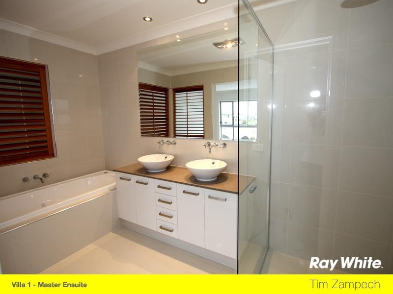 1/15 South Quay Drive, Biggera Waters QLD 4216