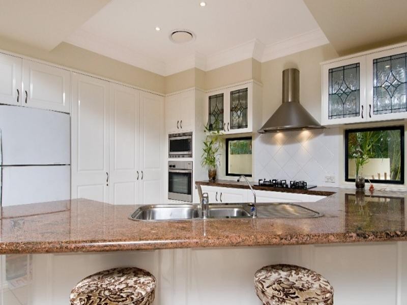 33 Champagne Boulevard, Helensvale QLD 4212