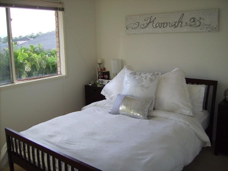 16 Brittany Drive, Oxenford QLD 4210