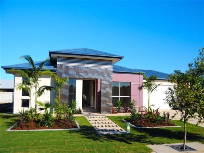 Hope Island QLD 4212