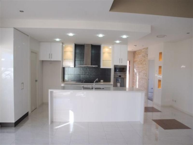 Hope Island QLD 4212