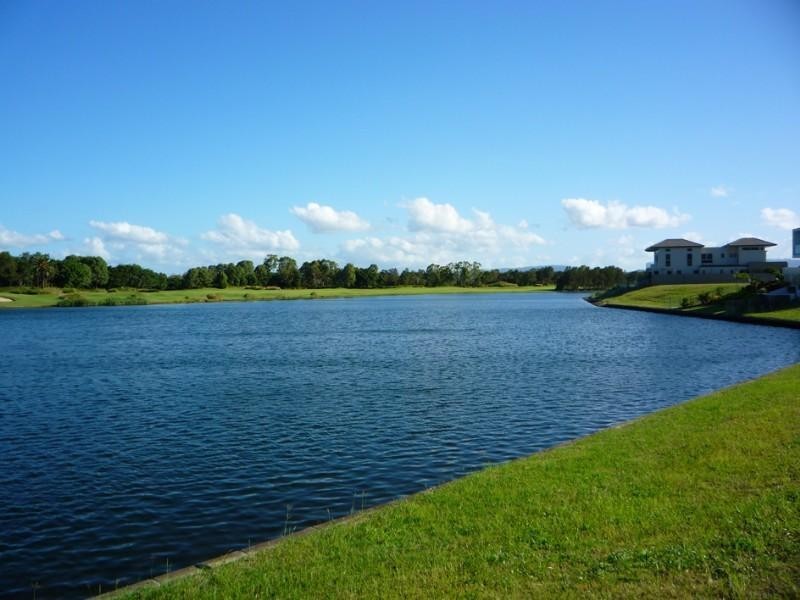 Hope Island QLD 4212