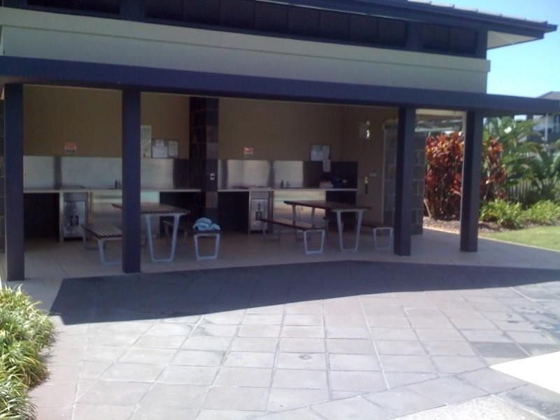 Hope Island QLD 4212