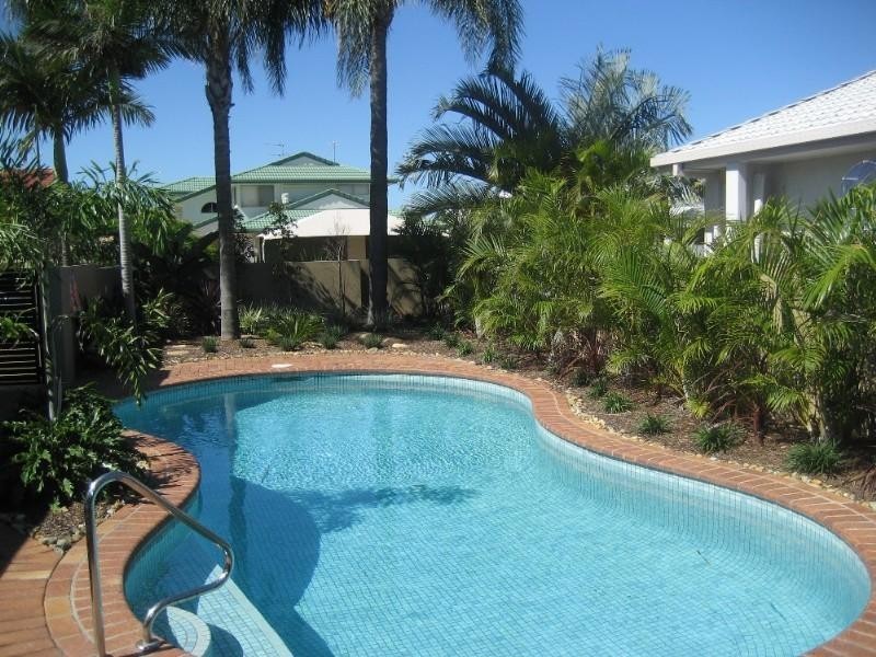 84 Sundance Way, Runaway Bay QLD 4216