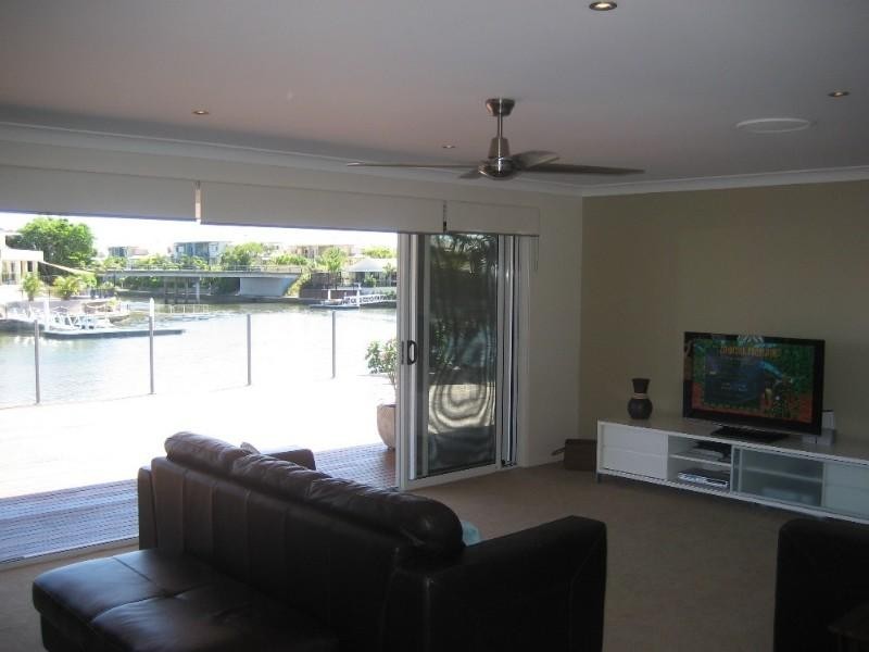 84 Sundance Way, Runaway Bay QLD 4216