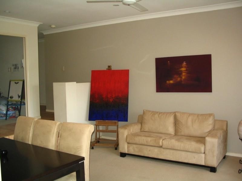 41 Maltravers Drive, Arundel QLD 4214
